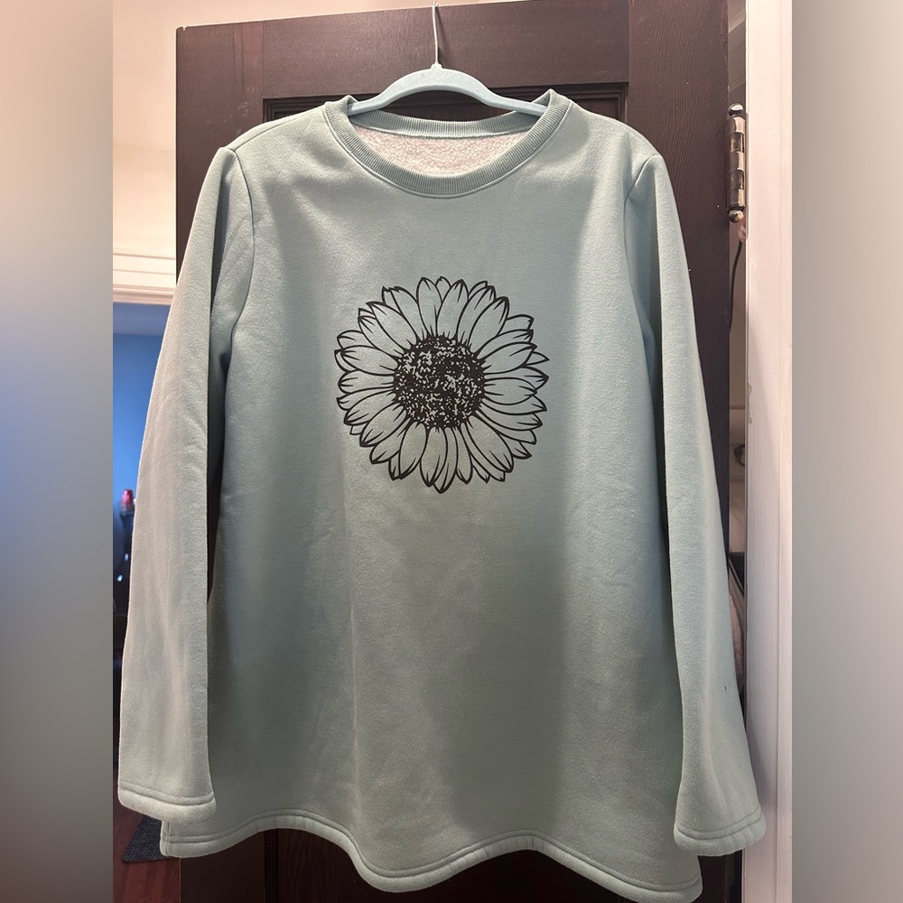 Women’s long sleeve fleece lined sweatshirt xl cyan blue